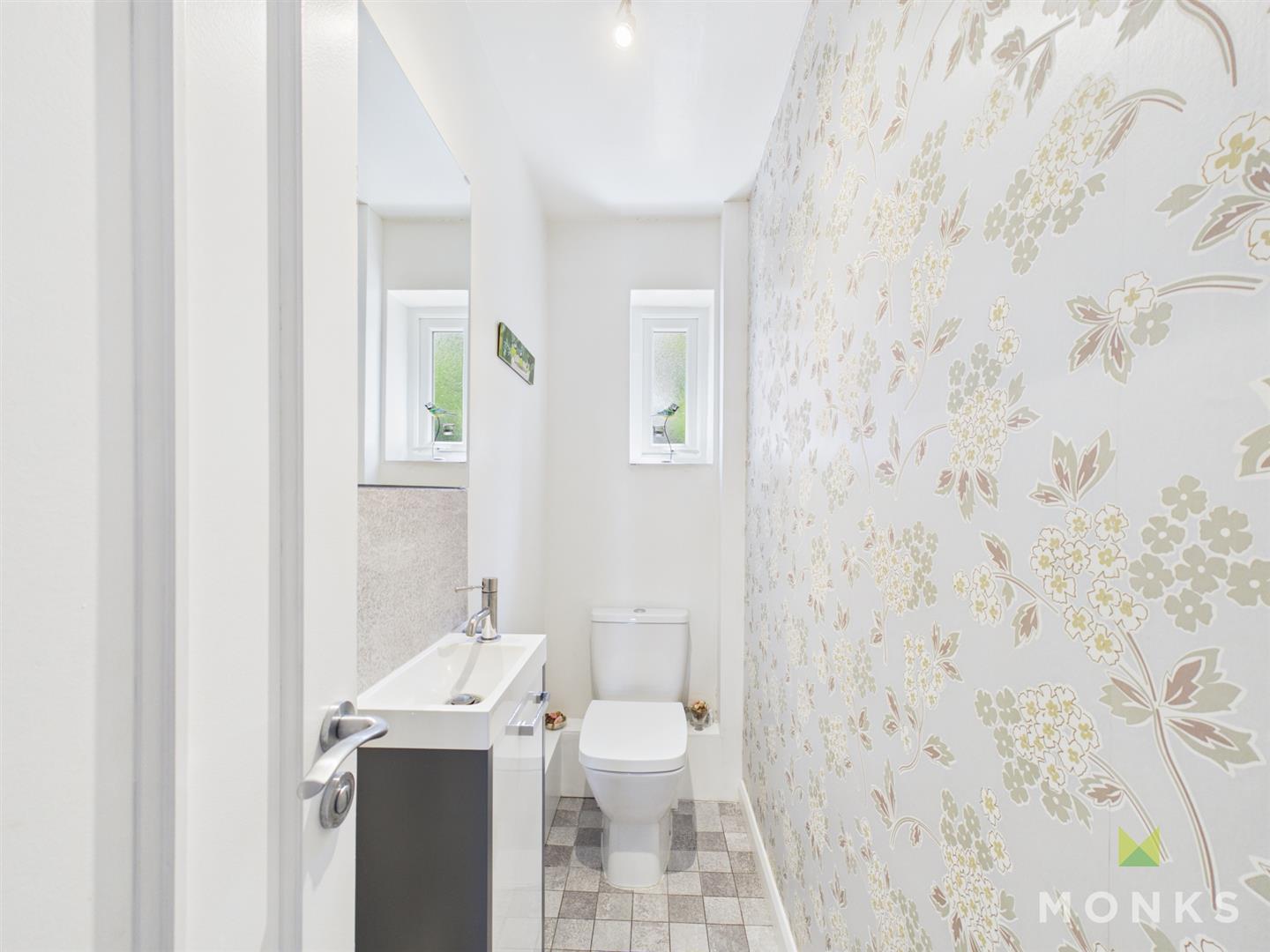 Oaklands 49 Hazlitt Place, Shrewsbury, SY4 5JP For Sale